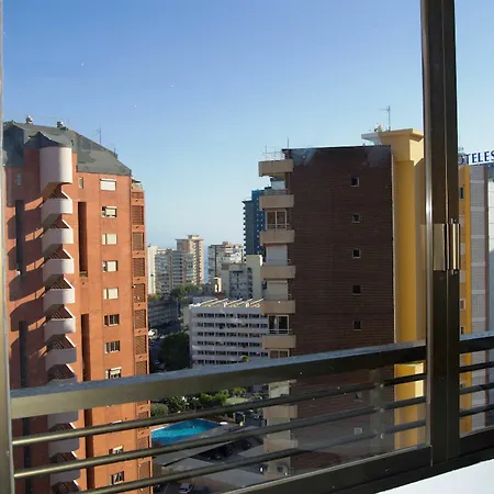 Gemelos V Alquilevante Centro דירה *